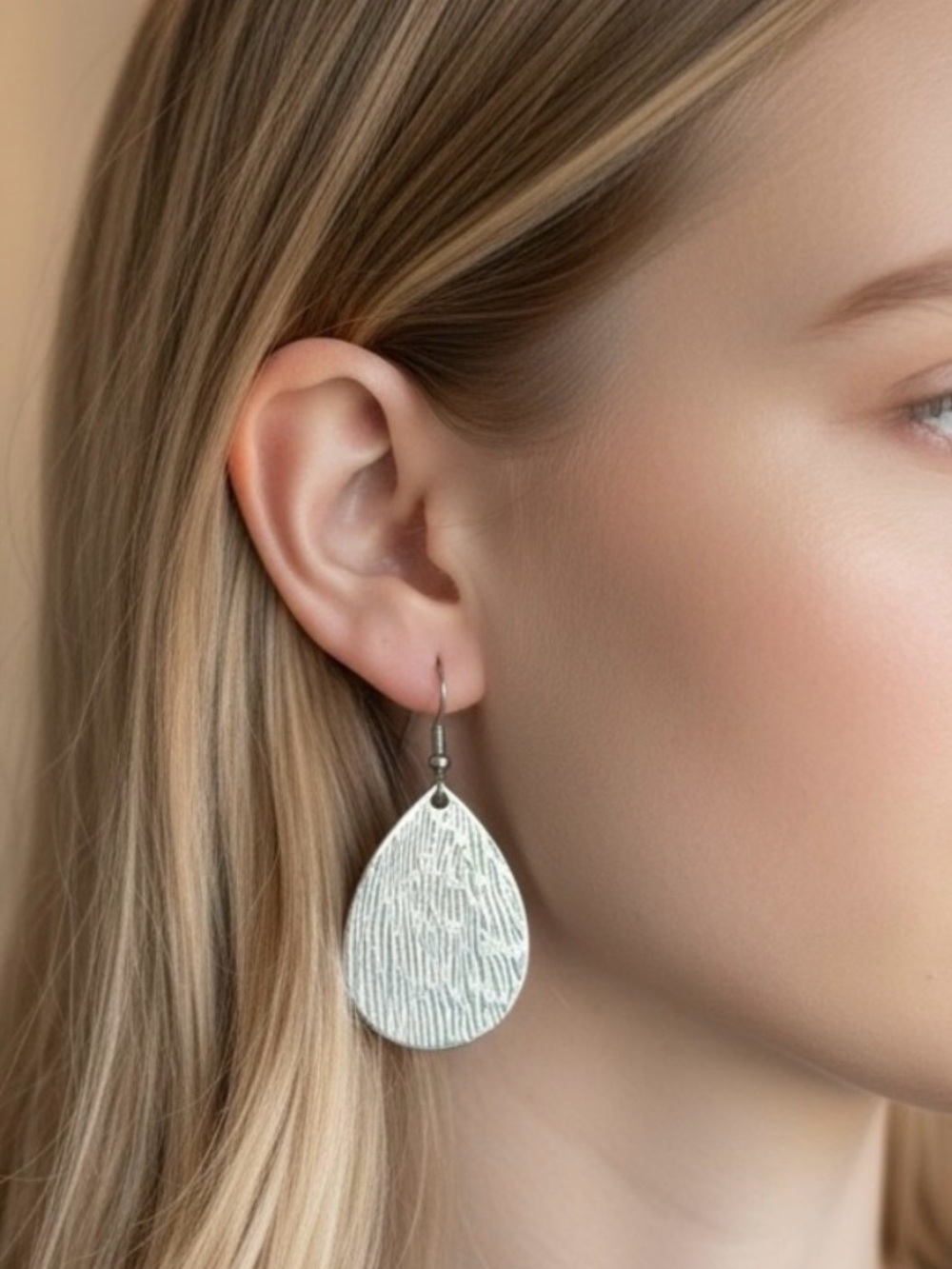 SILVER TEXTURED TEARDROP EARRINGS